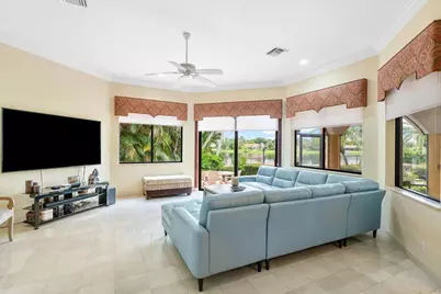 17654 Bocaire Way, Boca Raton, FL 33487 - Photo 18