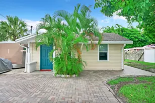 5271 Wallis Rd, West Palm Beach, FL 33415 - Photo 1