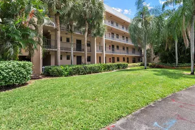 4760 Lucerne Lakes Boulevard W #105, Lake Worth, FL 33467 - Photo 1