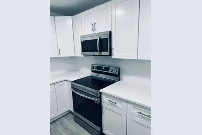 930 N 14th Court, Hollywood, FL 33020 - Photo 6