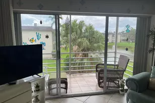 506 Davis Rd, Lake Worth Beach, FL 33461 - Photo 2