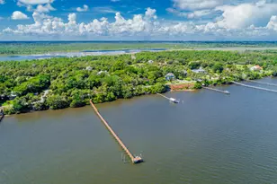 8053 S Indian River Dr, Fort Pierce, FL 34982 - Photo 6