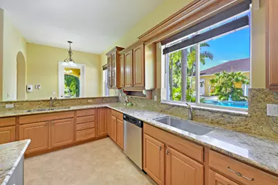 8053 S Indian River Drive, Fort Pierce, FL 34982 - Photo 20