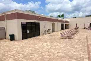 7586 Tahiti Ln, Lake Worth Beach, FL 33467 - Photo 4