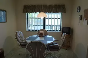 7586 Tahiti Ln, Lake Worth Beach, FL 33467 - Photo 22