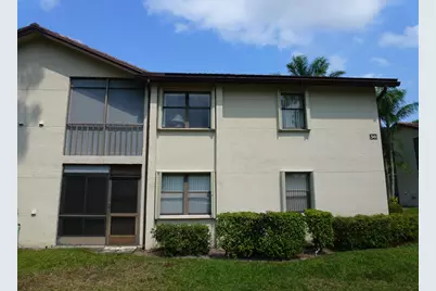 7586 Tahiti Lane #201, Lake Worth Beach, FL 33467 - Photo 2