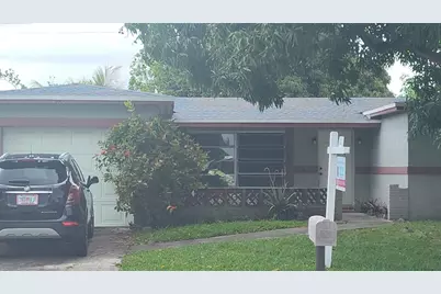 8001 NW 3rd Place, Margate, FL 33063 - Photo 22
