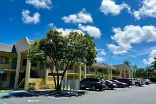 1830 W Meadows Circle, Boynton Beach, FL 33436 - Photo 1