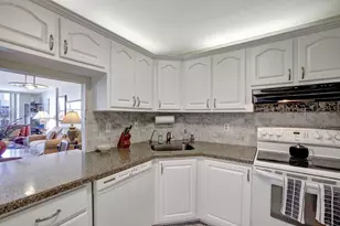 3015 N Ocean Blvd, Fort Lauderdale, FL 33308 - Photo 12