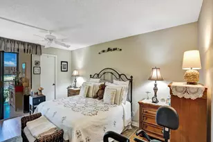 5344 Woodland Lakes Dr, Palm Beach Gardens, FL 33418 - Photo 24