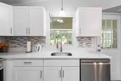 2948 Fiddlewood Circle, Port Saint Lucie, FL 34952 - Photo 12