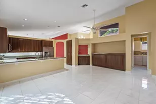 10860 Fairmont Village Dr, Lake Worth, FL 33449 - Photo 12