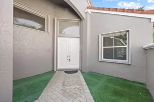 10860 Fairmont Village Dr, Lake Worth, FL 33449 - Photo 4