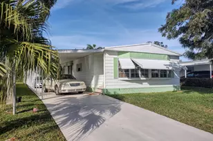 146 W Caribbean, Port Saint Lucie, FL 34952 - Photo 2