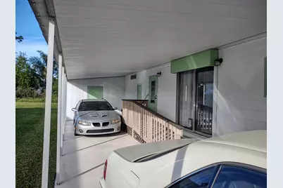 146 W Caribbean, Port Saint Lucie, FL 34952 - Photo 4