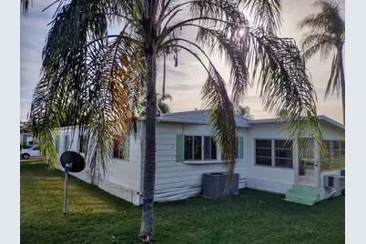 146 W Caribbean, Port Saint Lucie, FL 34952 - Photo 6