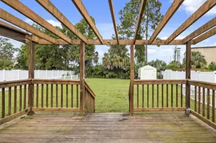 1657 Elkhart Cir, Tavares, FL 32778 - Photo 18