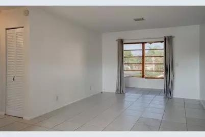 2111 NE 1st Court #203, Boynton Beach, FL 33435 - Photo 10