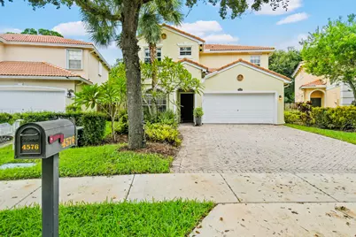 4576 Thornwood Circle, Palm Beach Gardens, FL 33418 - Photo 1