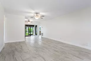 4360 Eucalyptus Tree Ct, Boynton Beach, FL 33436 - Photo 8