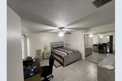 172 Meadows Drive, Boynton Beach, FL 33436 - Photo 8