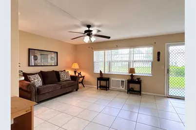 680 Horizons W #103, Boynton Beach, FL 33435 - Photo 4