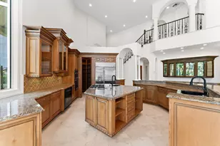 42 St Thomas Dr, Palm Beach Gardens, FL 33418 - Photo 14