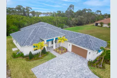 138 SE Via Lago Garda, Port Saint Lucie, FL 34952 - Photo 2