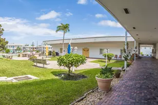 3040 Lake Osborne Dr, Lake Worth Beach, FL 33461 - Photo 16