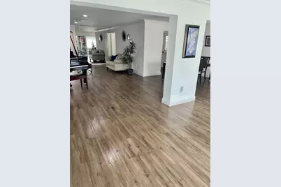 6100 Lakemont Circle, Greenacres, FL 33463 - Photo 2