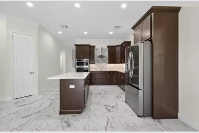 1805 Bridgepointe Circle #1, Vero Beach, FL 32967 - Photo 8