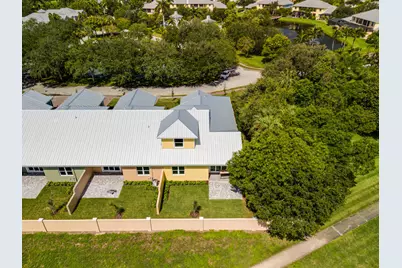 1805 Bridgepointe Circle #1, Vero Beach, FL 32967 - Photo 32