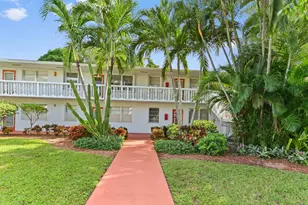203 Ellesmere D, Deerfield Beach, FL 33442 - Photo 2