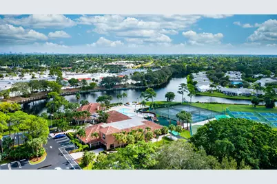 405 Harbour Pointe Way, Greenacres, FL 33413 - Photo 28
