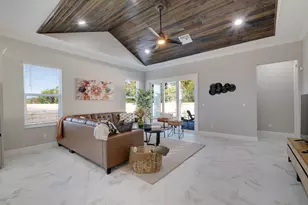 2005 Bridgepointe Cir, Vero Beach, FL 32967 - Photo 24