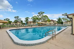 329 Knotty Pine Cir, Greenacres, FL 33463 - Photo 26