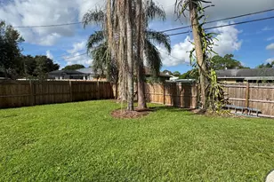 5301 Sunset Blvd, Fort Pierce, FL 34982 - Photo 6