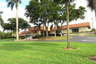 15450 E Pembridge Ave E, Delray Beach, FL 33484 - Photo 6