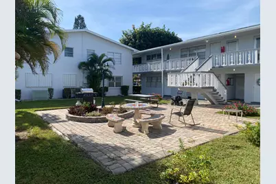 95 Cambridge E #95, West Palm Beach, FL 33417 - Photo 1
