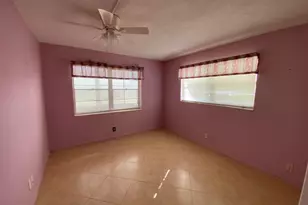 95 Cambridge E, West Palm Beach, FL 33417 - Photo 16