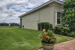 9240 SW Miracoli Wy, Port Saint Lucie, FL 34987 - Photo 30