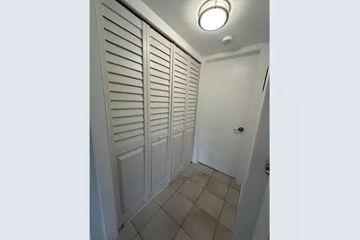 377 Windsor Q, West Palm Beach, FL 33417 - Photo 12