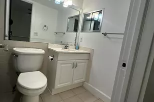 377 Windsor Q, West Palm Beach, FL 33417 - Photo 18