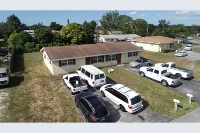 1675 E Breezy Lane, West Palm Beach, FL 33417 - Photo 10