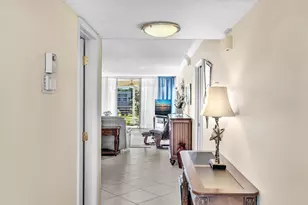 3510 Oaks Way, Pompano Beach, FL 33069 - Photo 8