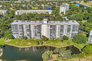 3510 Oaks Way, Pompano Beach, FL 33069 - Photo 2