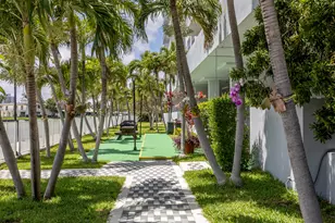 137 Golden Isles Dr, Hallandale Beach, FL 33009 - Photo 42