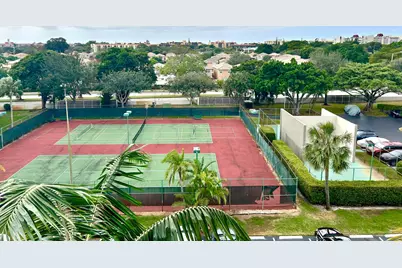 3930 Inverrary Boulevard #303-D, Lauderhill, FL 33319 - Photo 18