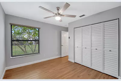 6107 Elsinore Circle, Greenacres, FL 33463 - Photo 18