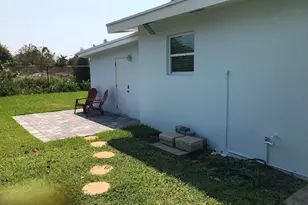 621 NE 3rd Ave, Delray Beach, FL 33444 - Photo 20